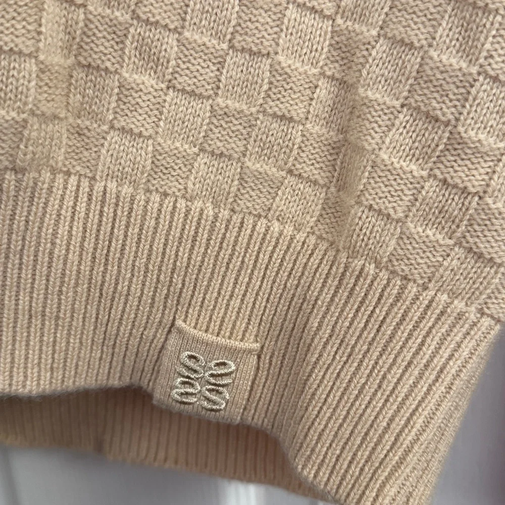 Numae Collared Sweater - Picture 5 of 7